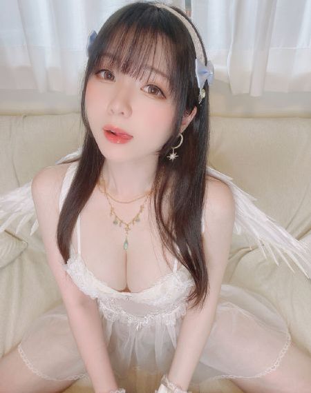 漂亮的保姆
